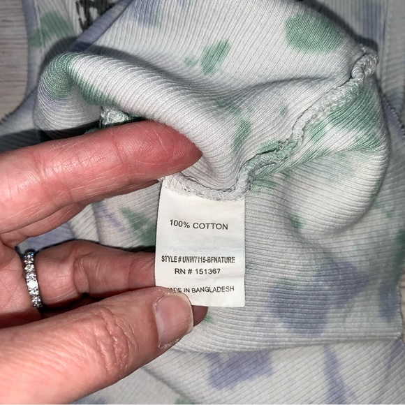 Urban Nation Butterfly Crop Top - Picture 7 of 7